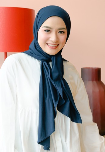 Lozy Hijab blue Rayna Instan Navy 5DC32AA05A561EGS_1