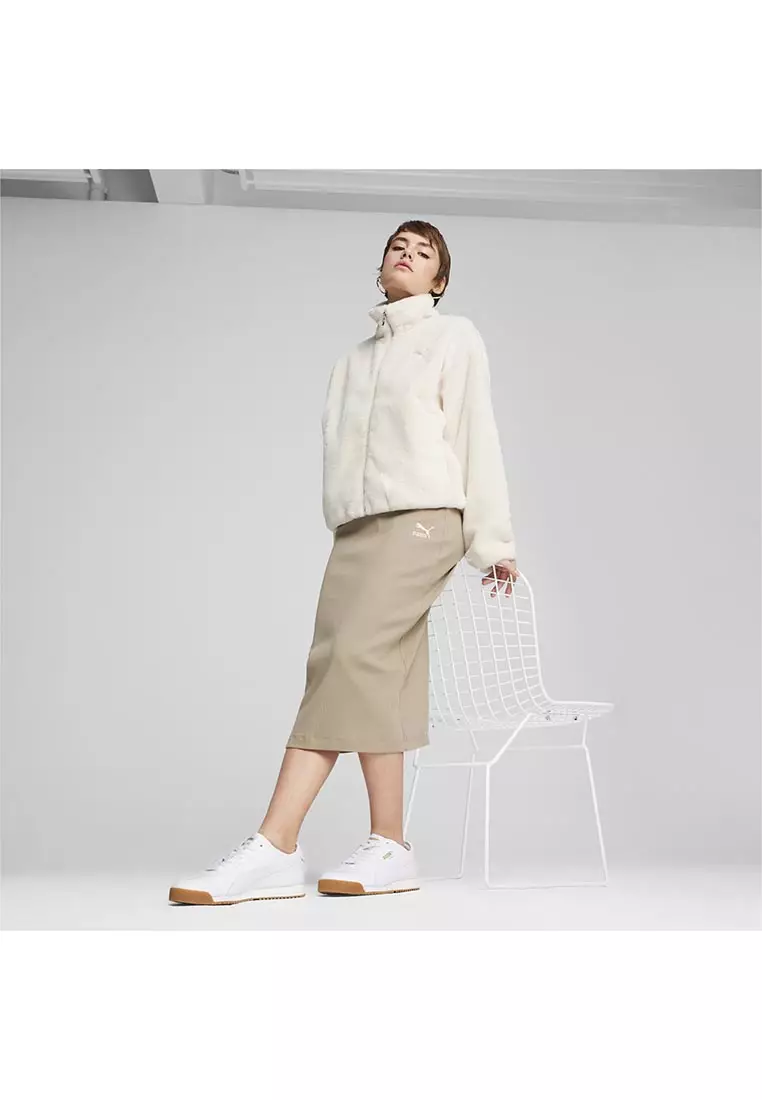 PUMA×セレーナゴメス ジャケット アウター ベージュ 憧れはセレーナ・ゴメス！ 今年の秋冬トレーニングスタイルは