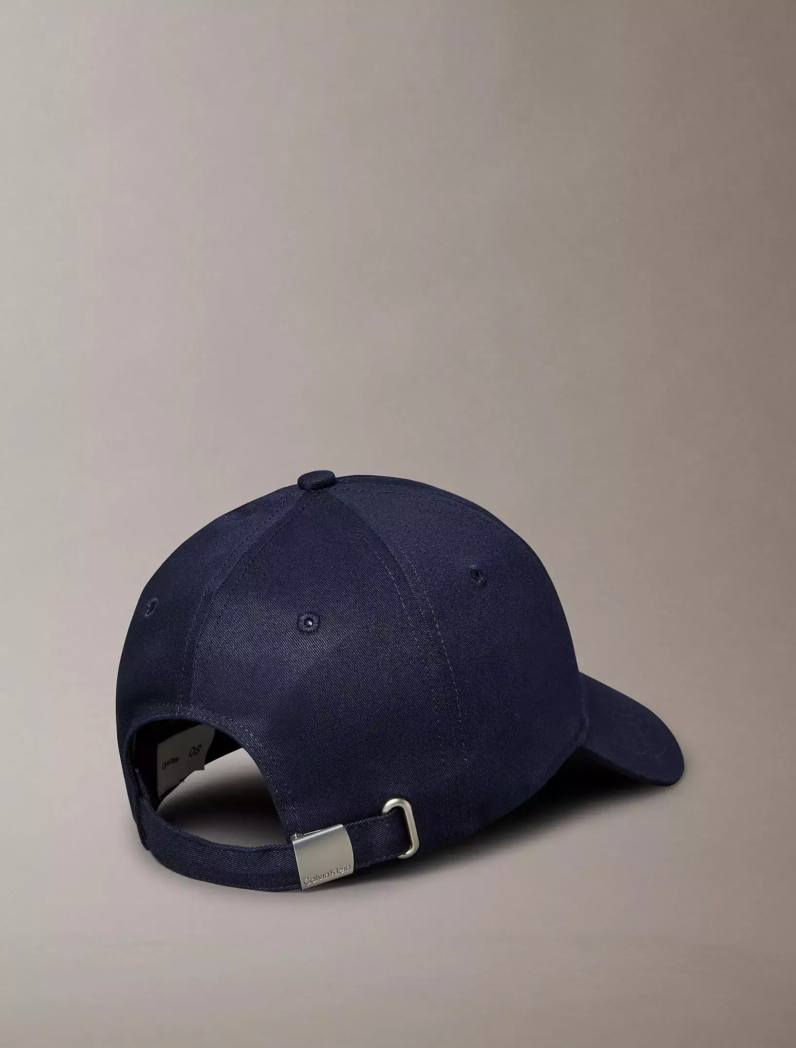 Calvin Klein - Monogram Shine Cap