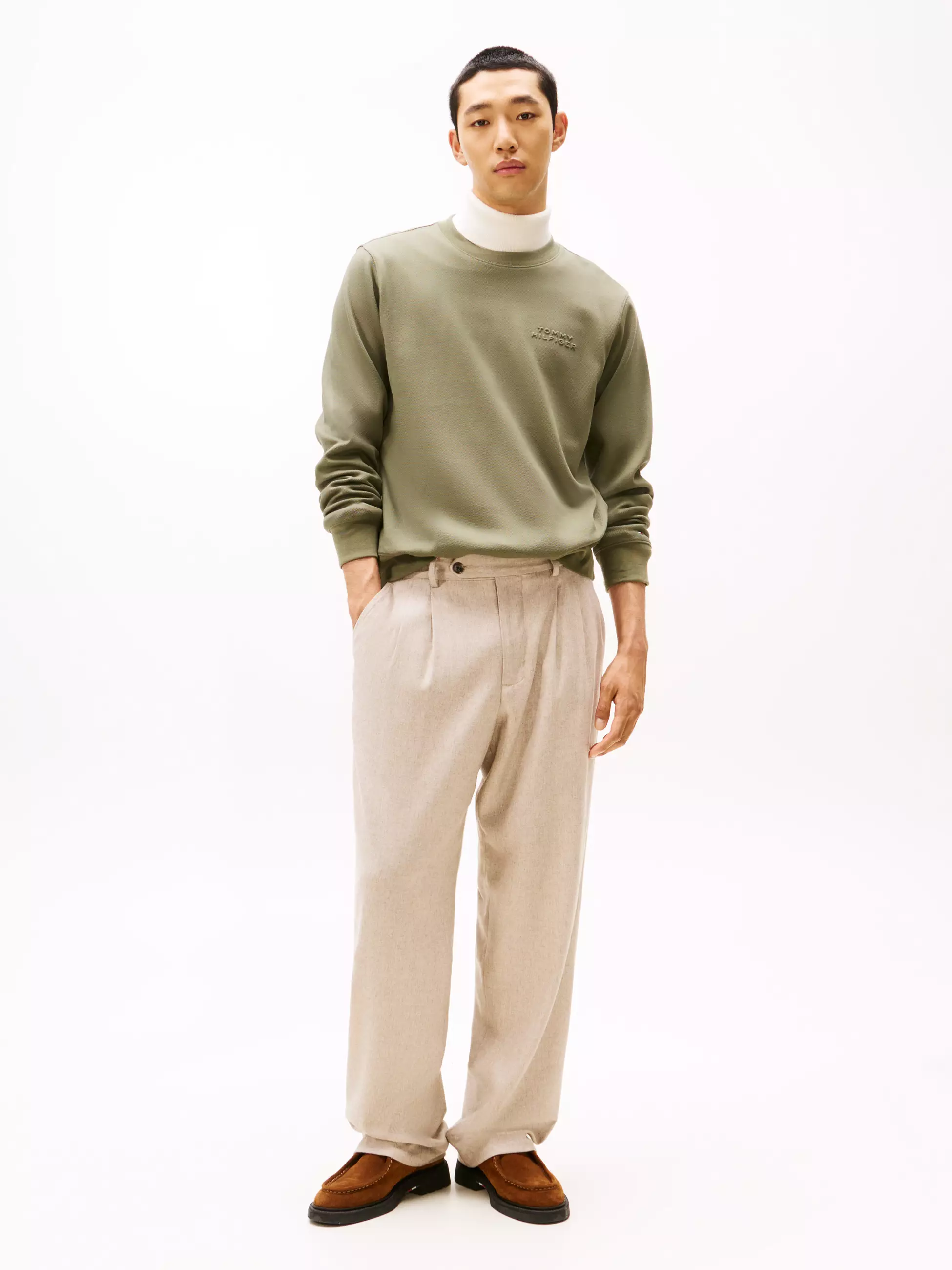 Tommy Hilfiger - Embossed Logo Sweatshirt