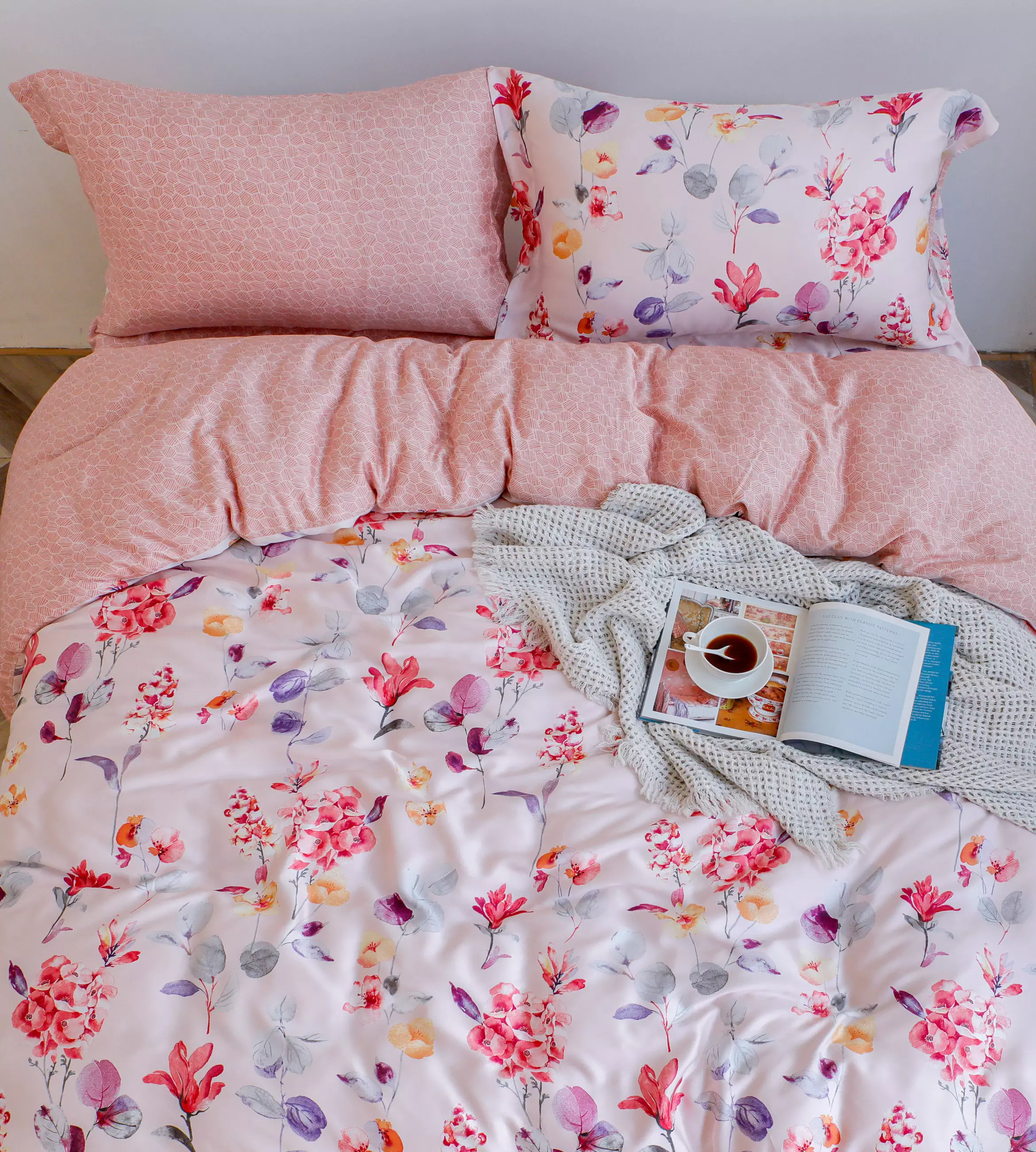 Jual AKEMI AKEMI Tencel Modal Anatoly Bed Sheet set 120x200 Original 2023 ZALORA Indonesia