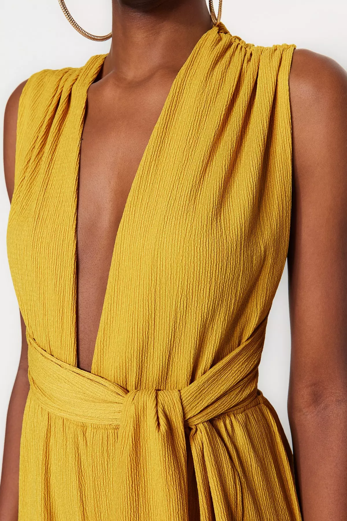 Long Jumpsuit with Tie Detail