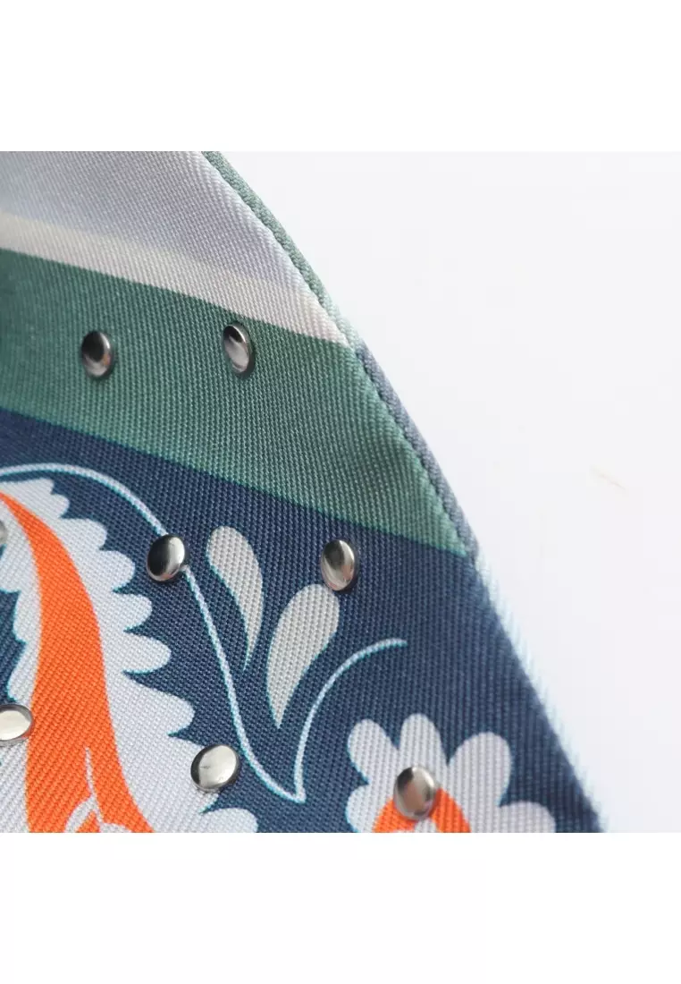 Pre-Loved Hermès twilly GUEPARDS BANDANA ribbon scarf silk dark blue Light blue multicolor studs