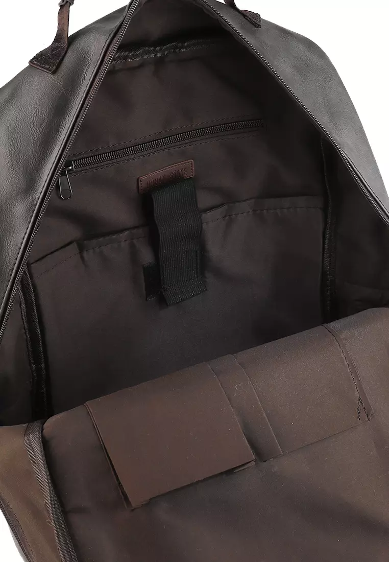 Pu Buckled Zipper Backpack