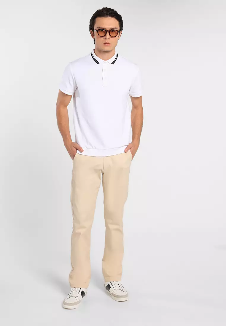 MANZONE - Celana Panjang Chinos Pria Turner 08 Reguler Fit - Beige Warna Beige