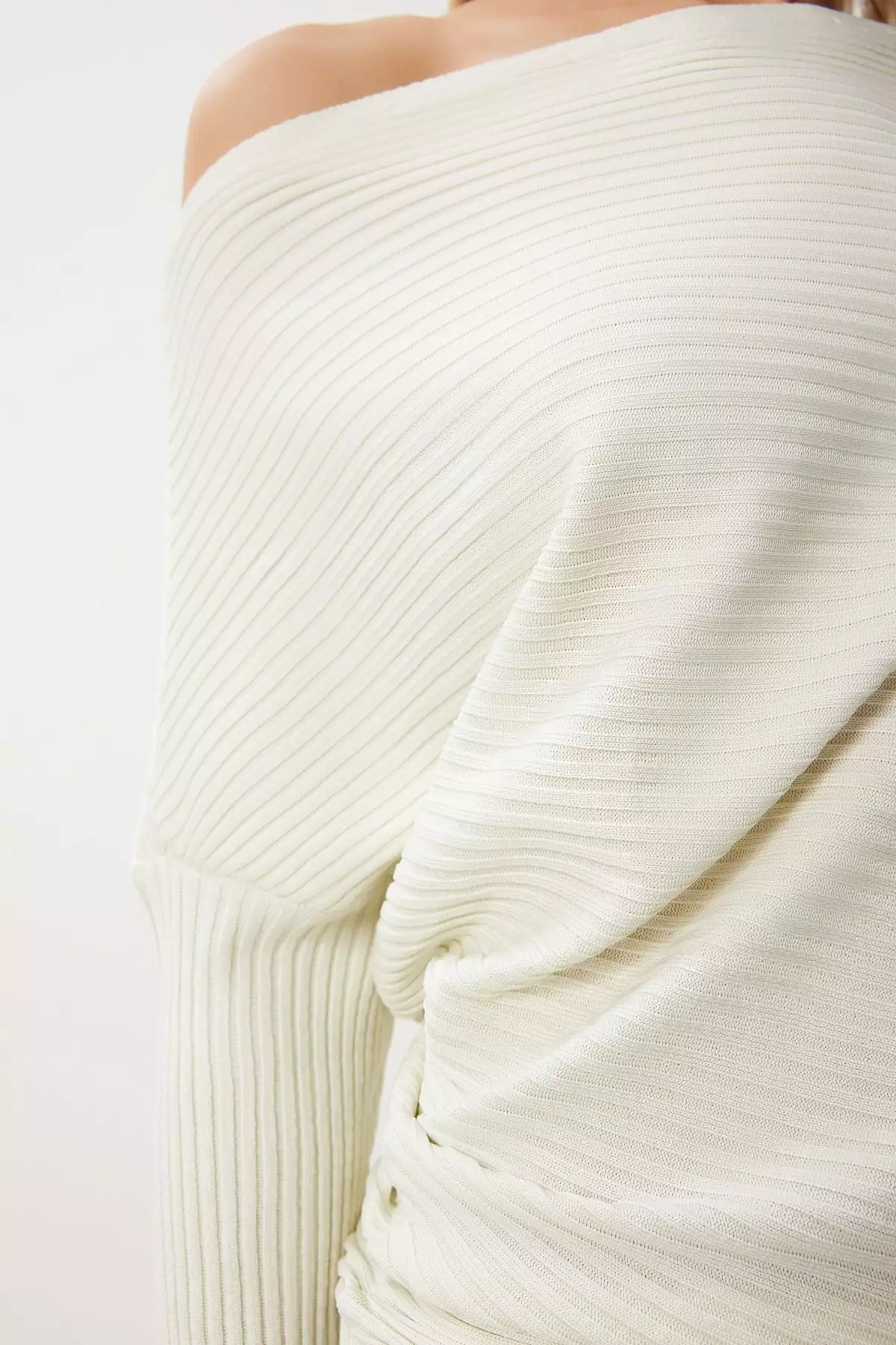 Beige Textured Long Regular Jumper