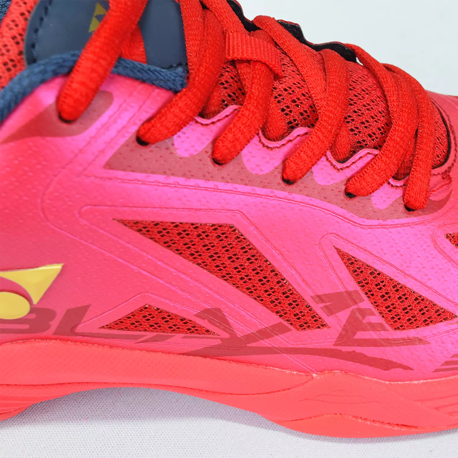 Sepatu Badminton Yonex Blaze 3 Red Dark Ink Gold