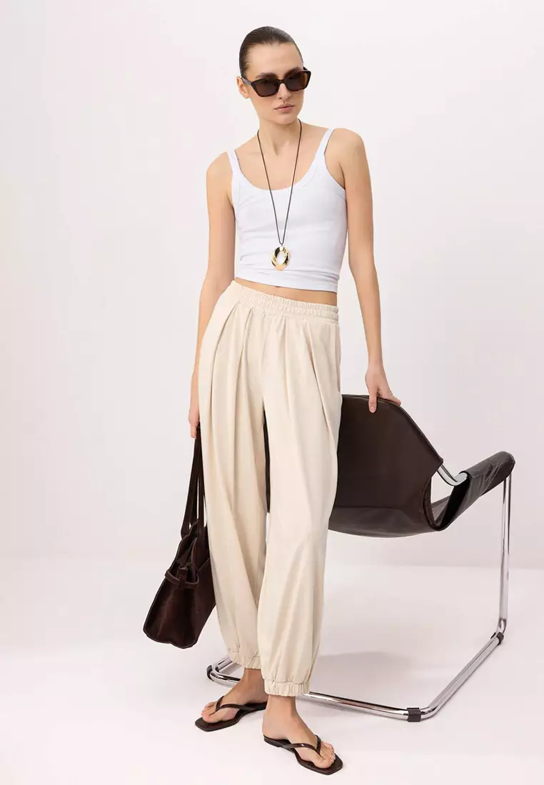 Stone Plain Carrot/Shalwar Ruched Regular Waist Piqué Knitted Trousers Twoss26Pl4