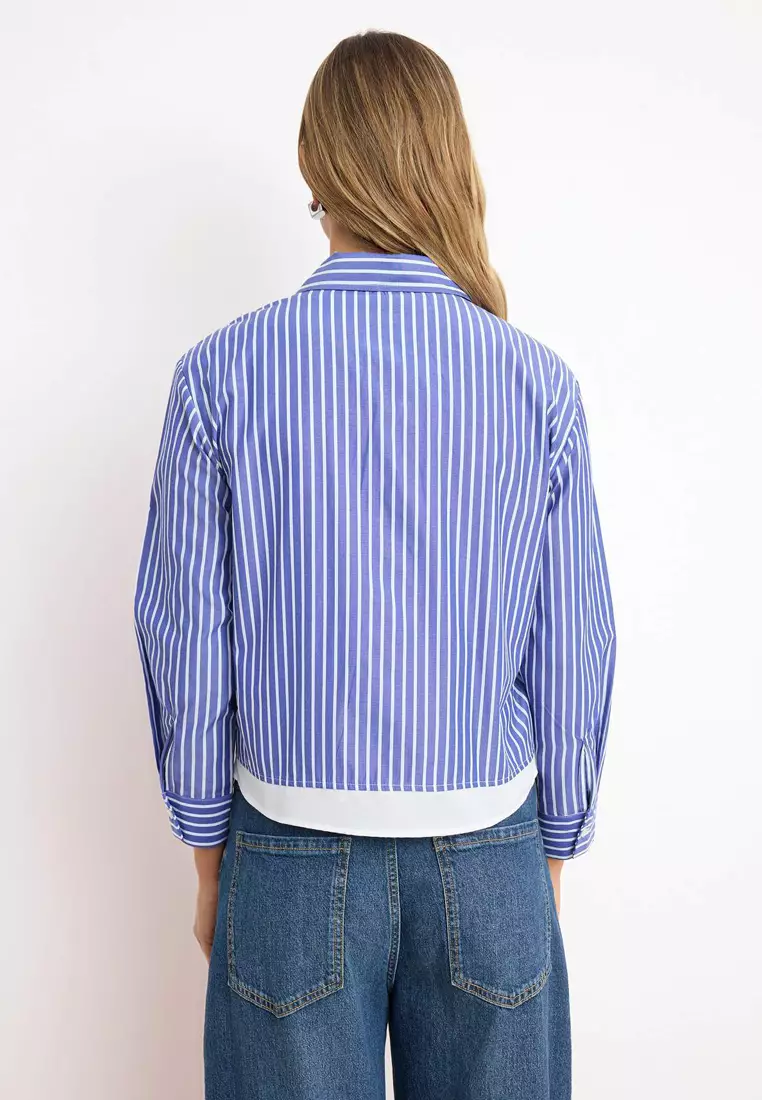Blue-Multicolor Striped Contrast Lightweight Cropped Shirt Twoss26Go91