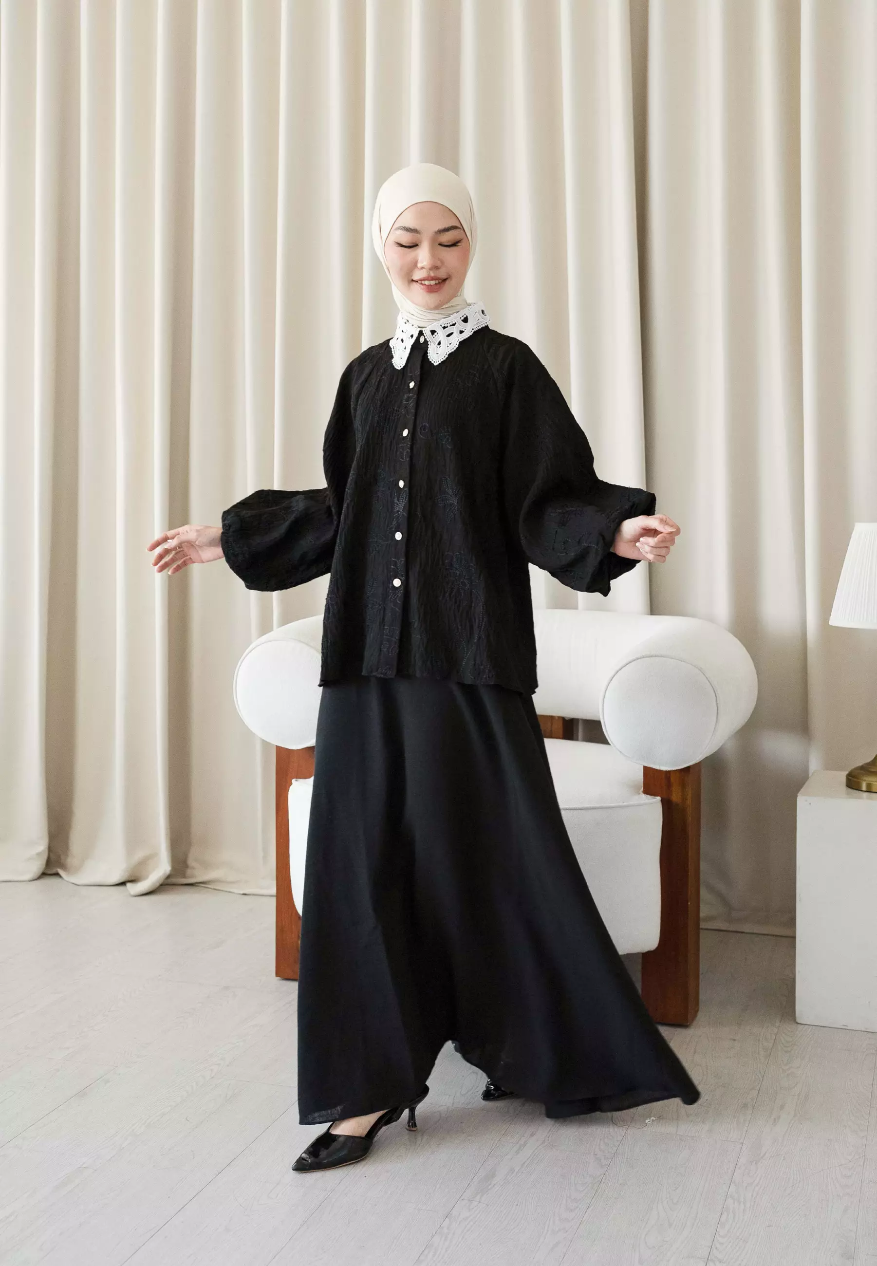 Daisy One Set - Black