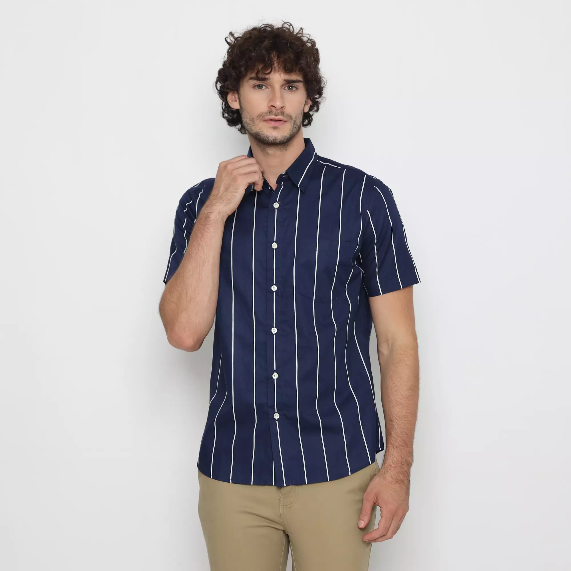 Platini Kemeja Motif Salur Pria Lengan Pendek Katun Navy 73424