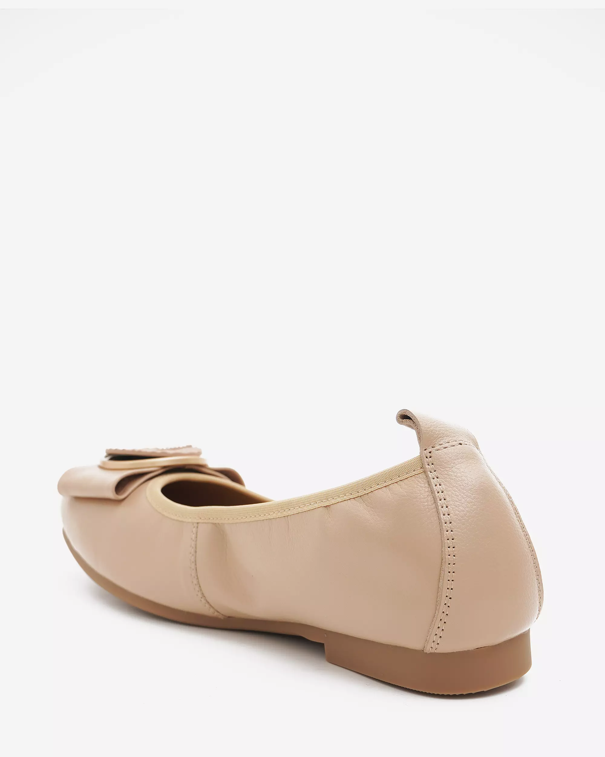 Buccheri Violet Flats Women Beige