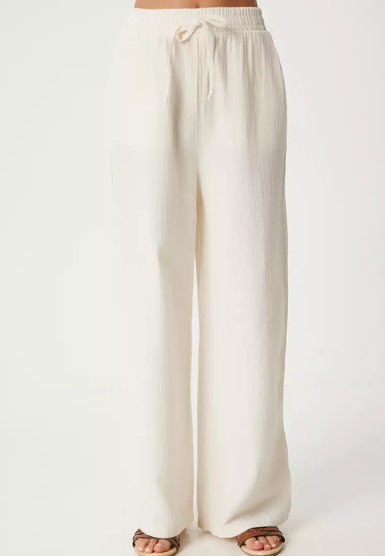 Textured Wide Leg Pants