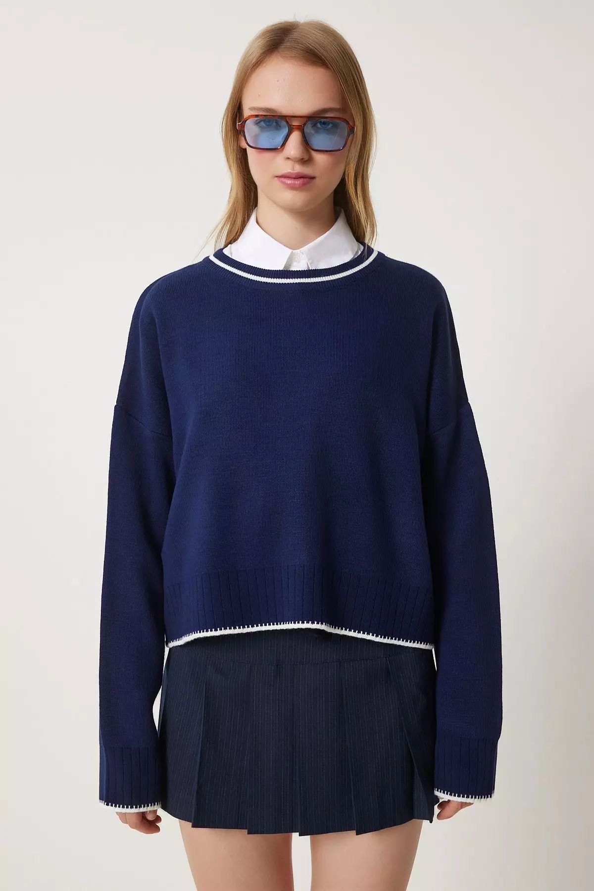 Contrast Trim Jumper