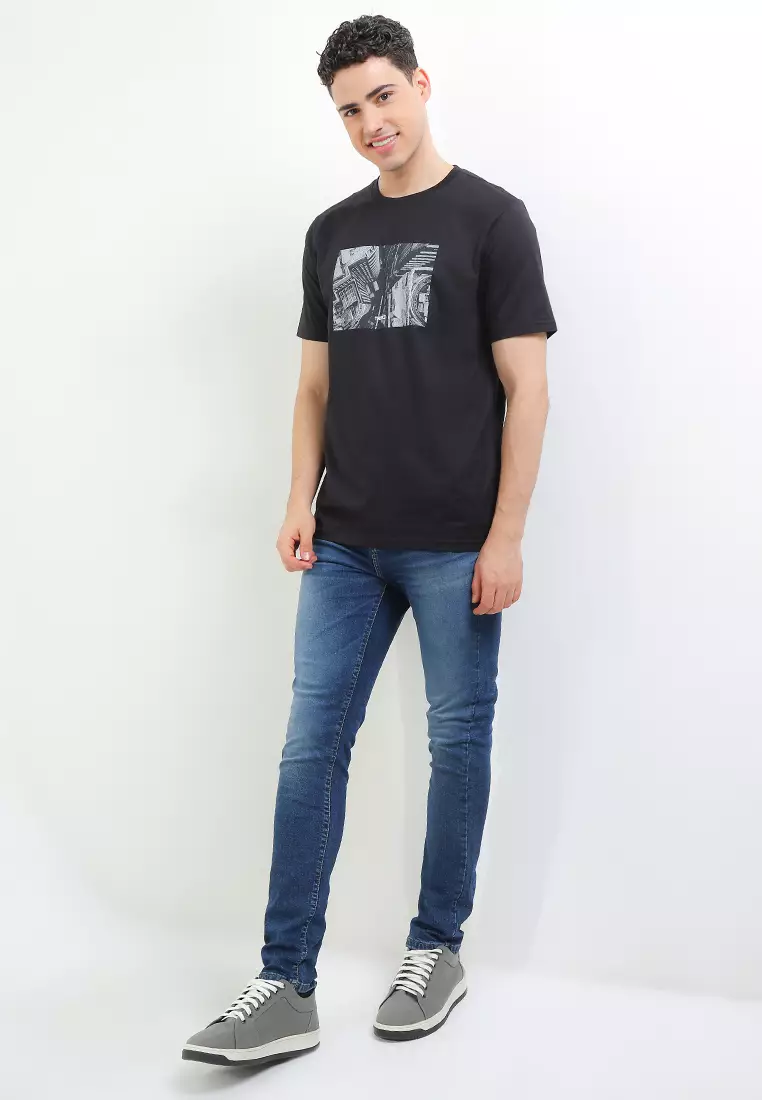 T-Shirt Reguler Fit