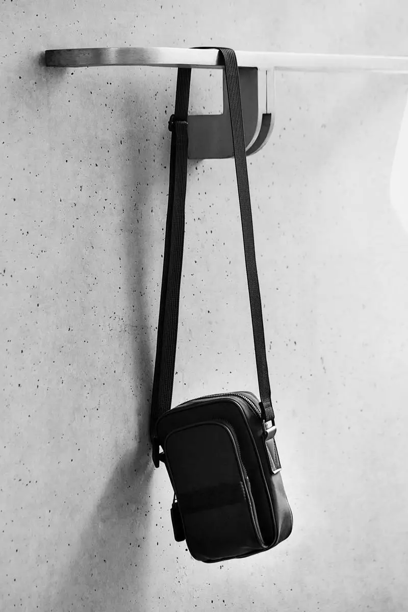 h&amp;m mens small shoulder bags