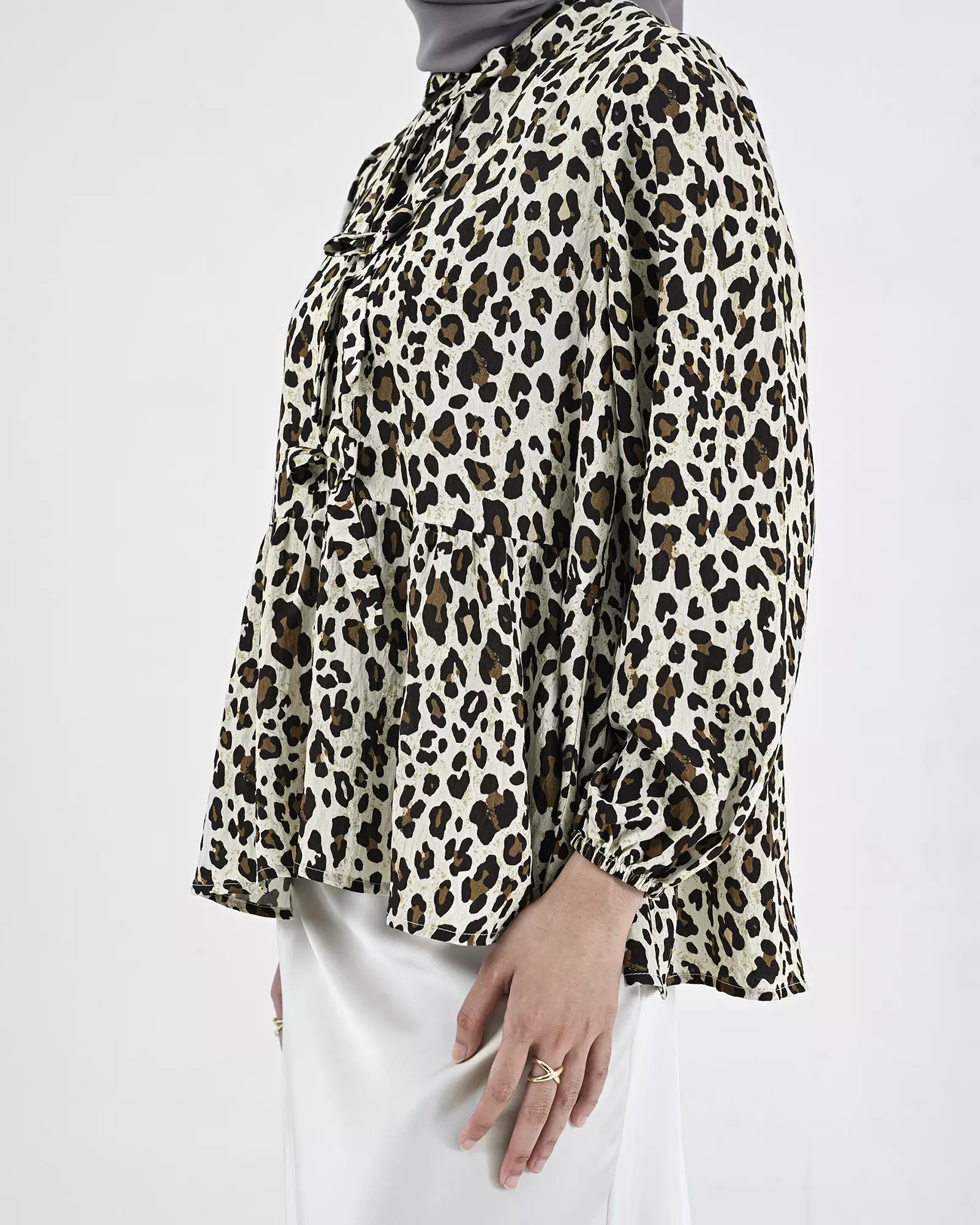 Geulis.id TRIANA BLOUSE - Brown