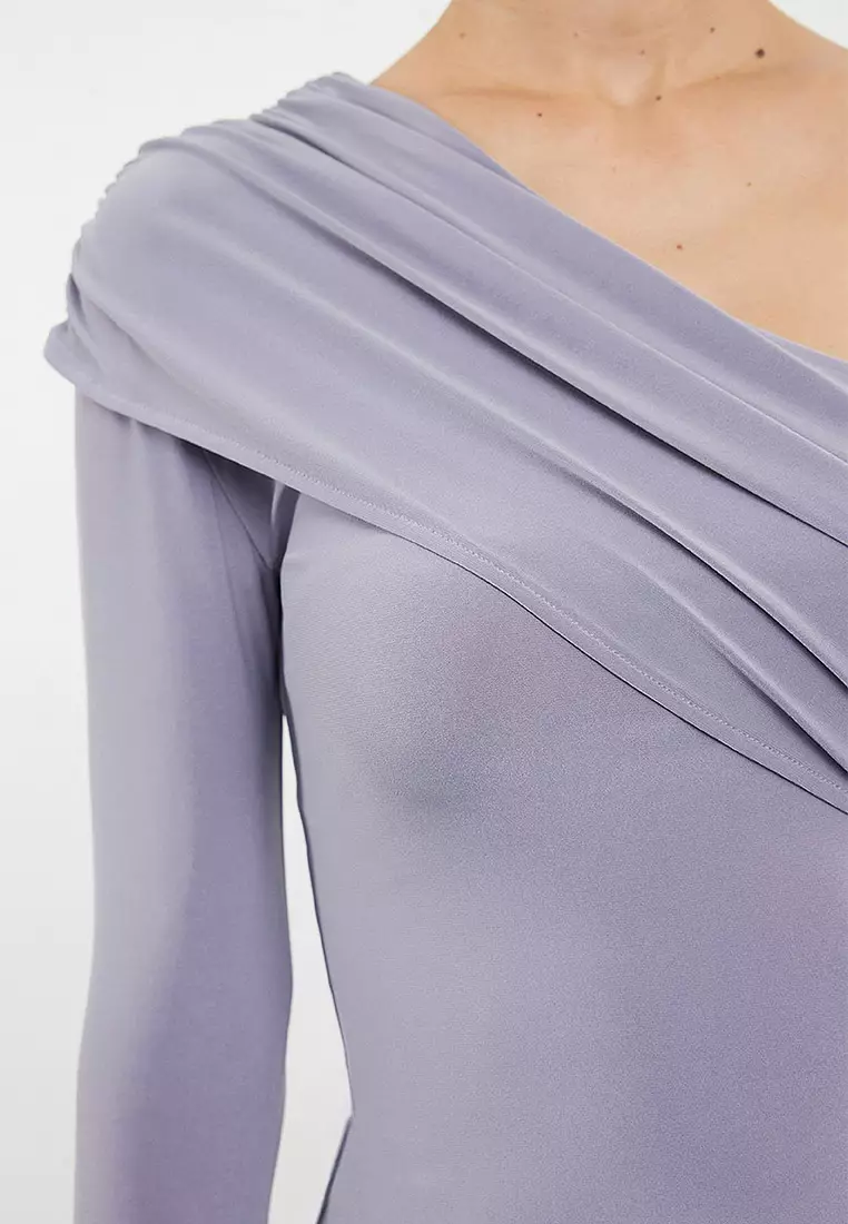 Asymmetric Cut Knitted Blouse