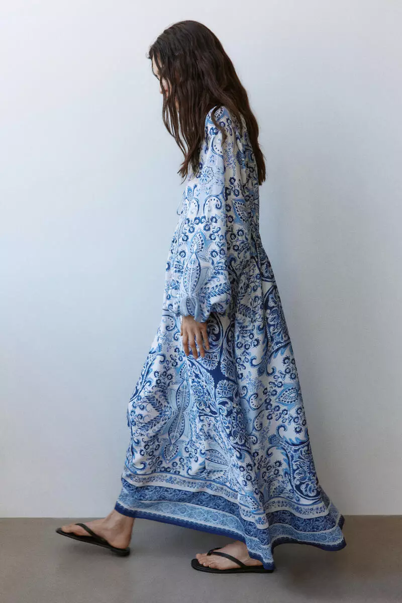 Balloon-sleeved tunic dress