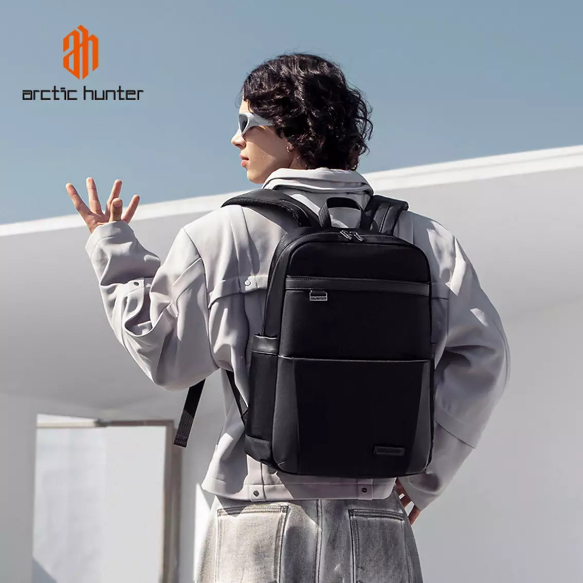 Arctic Hunter B00811 Tas Ransel Kasual Backpack Laptop 15.6 Inch- BLACK