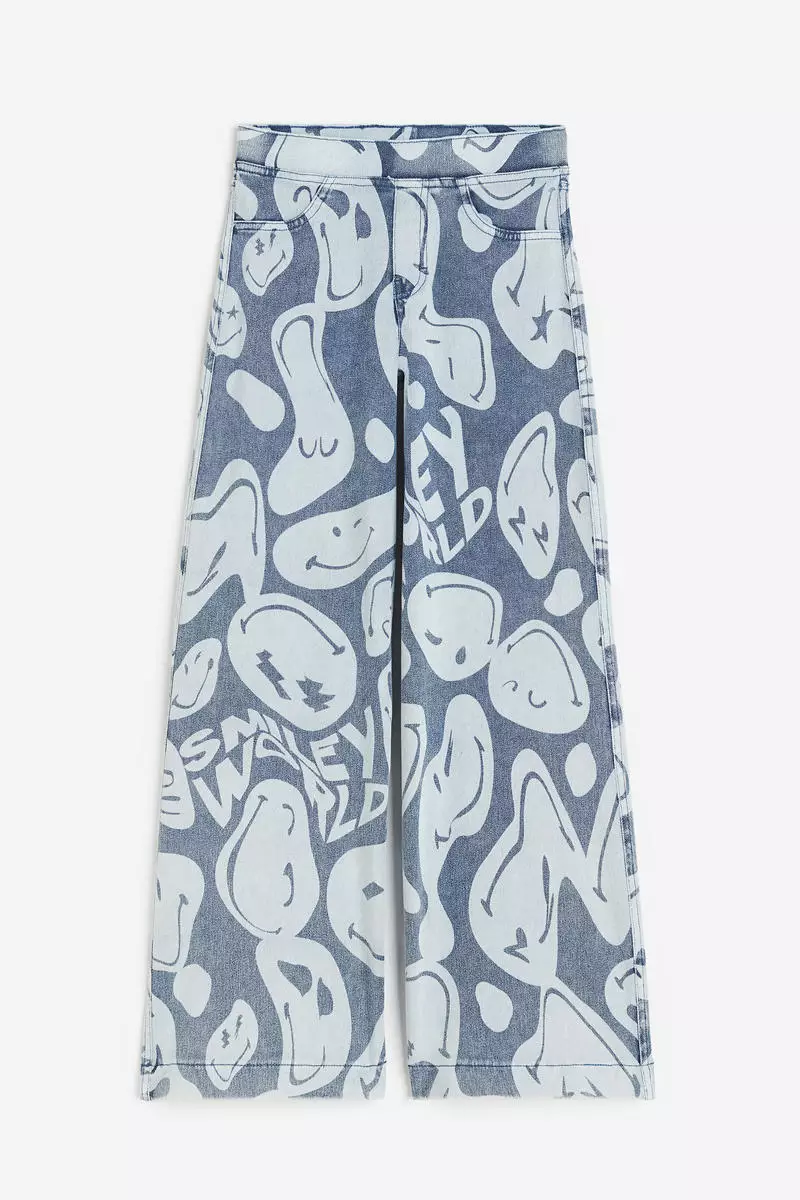 Wide printed trousers