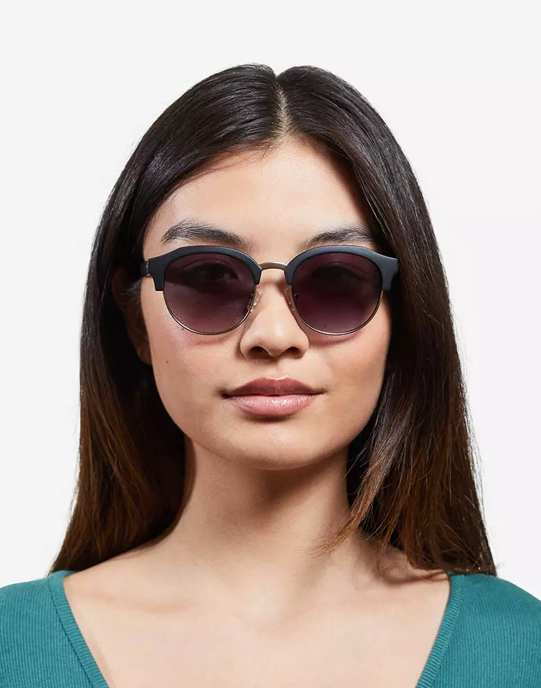 HAWKERS Rubber Black Gradient CLASSIC ROUNDED Sunglasses for Men and Women, Unisex. Official Product Designed in Spain