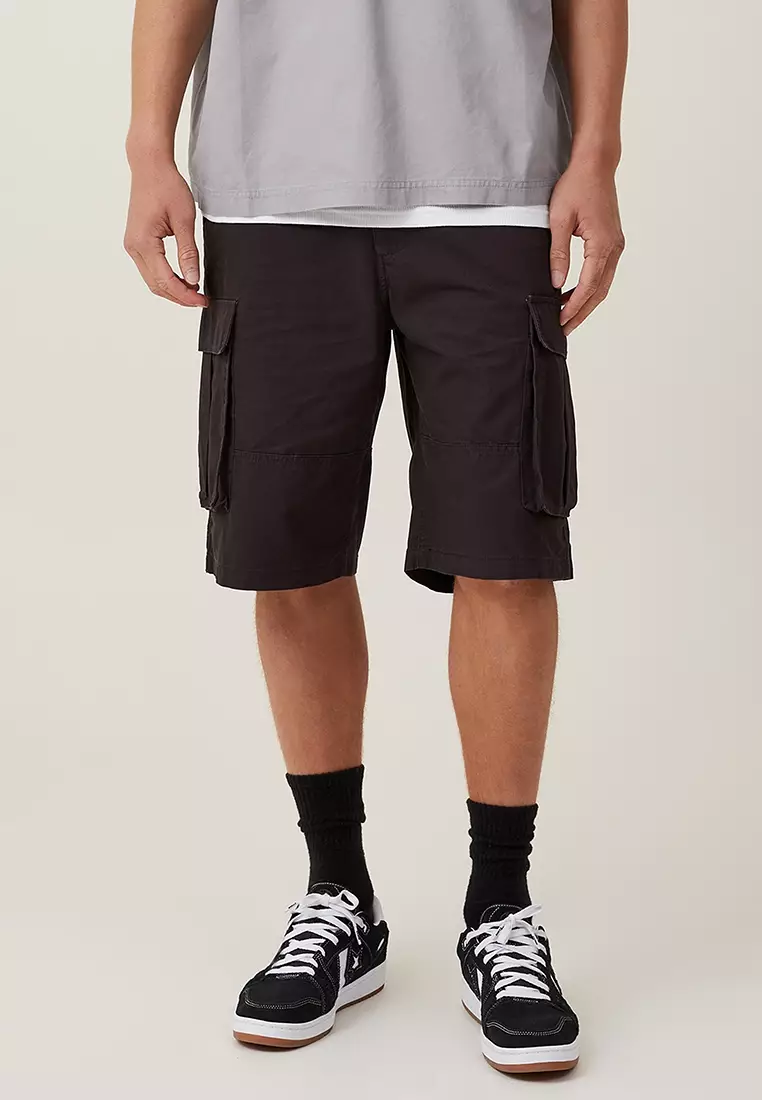 Bailey's point top cargo shorts