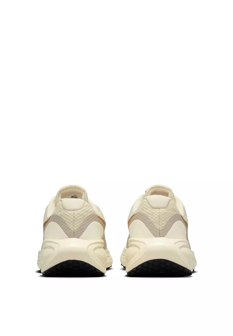 Revolution 8 Road Running Shoes