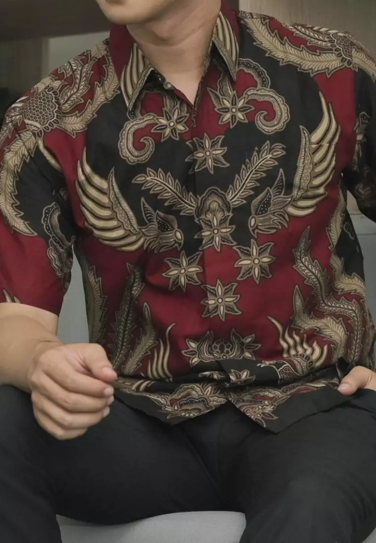 kemeja batik pria lengan panjang motif merak bali red premium