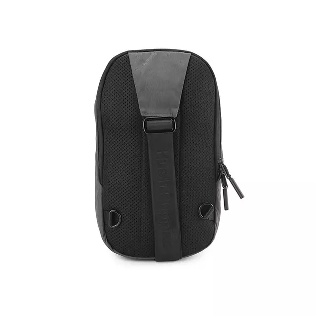 YACOB CHEST BAG