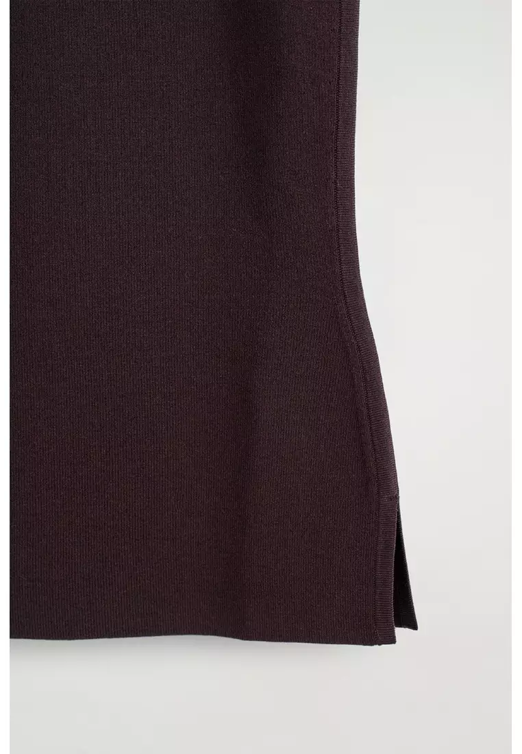 KNITTED SCOOP-NECK TANK TOP
