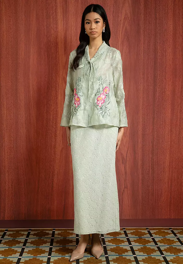 INTAN ORGANDI KEBAYA SET