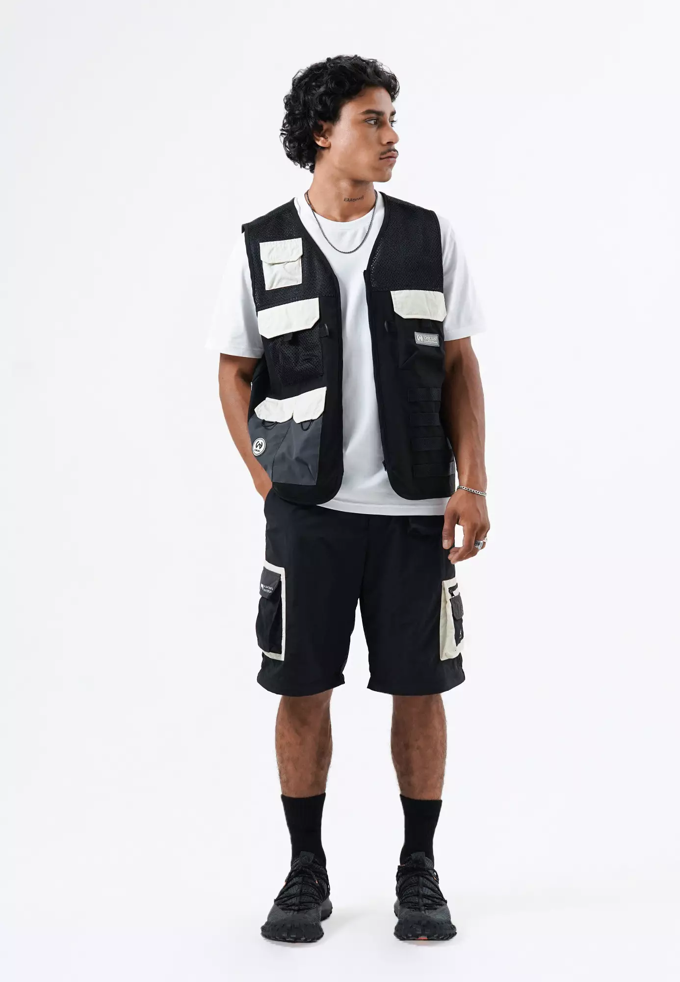 CELCIUS Casual Off Grid Vest L03000527C  Hitam
