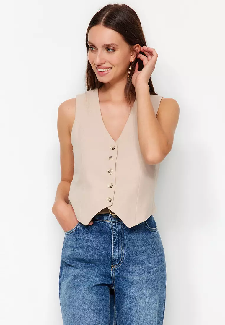 Buttoned vest top