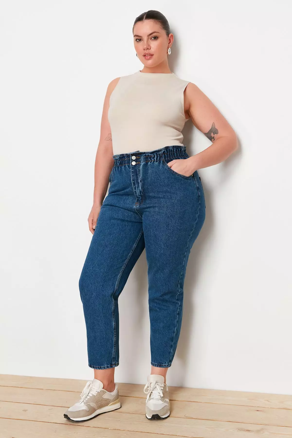 Plus Size High Elastic Waist Mom Jeans