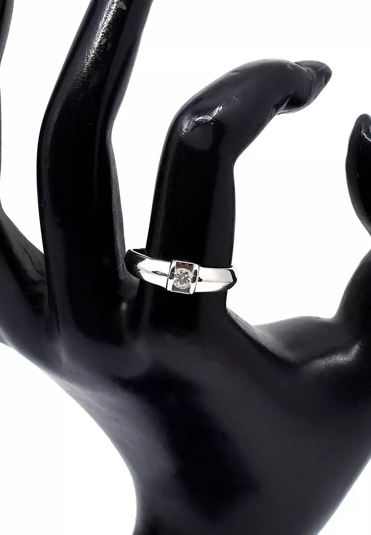 18K Locally Made White Gold Lady Ring with Diamonds