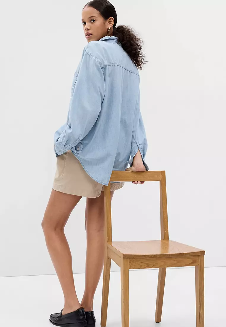 Buy GAP Chambray Denim Big Shirt with Washwell 2024 Online | ZALORA ...