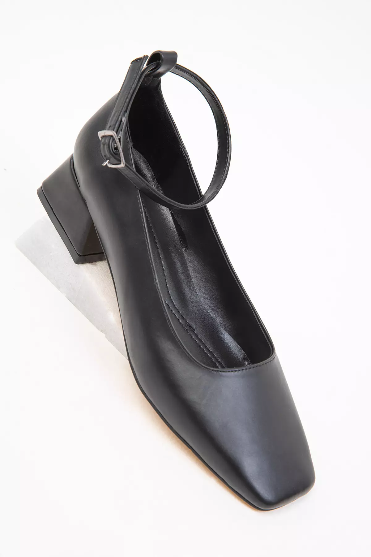 Women's Black Classic Heeled Shoes - 19783