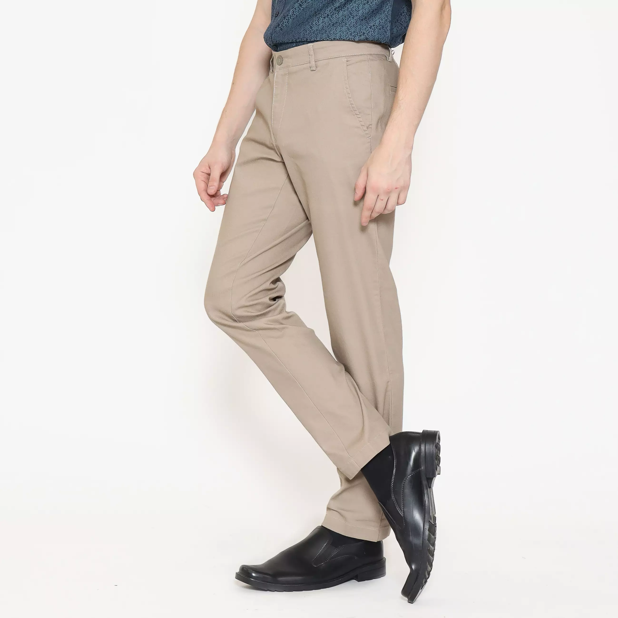 Schoeller Celana Chinos Pria – Branded Kualitas Premium | Warna Cream – JON-SF