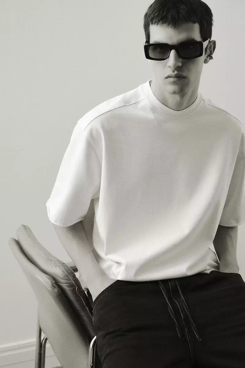 Oversized Fit T-shirt