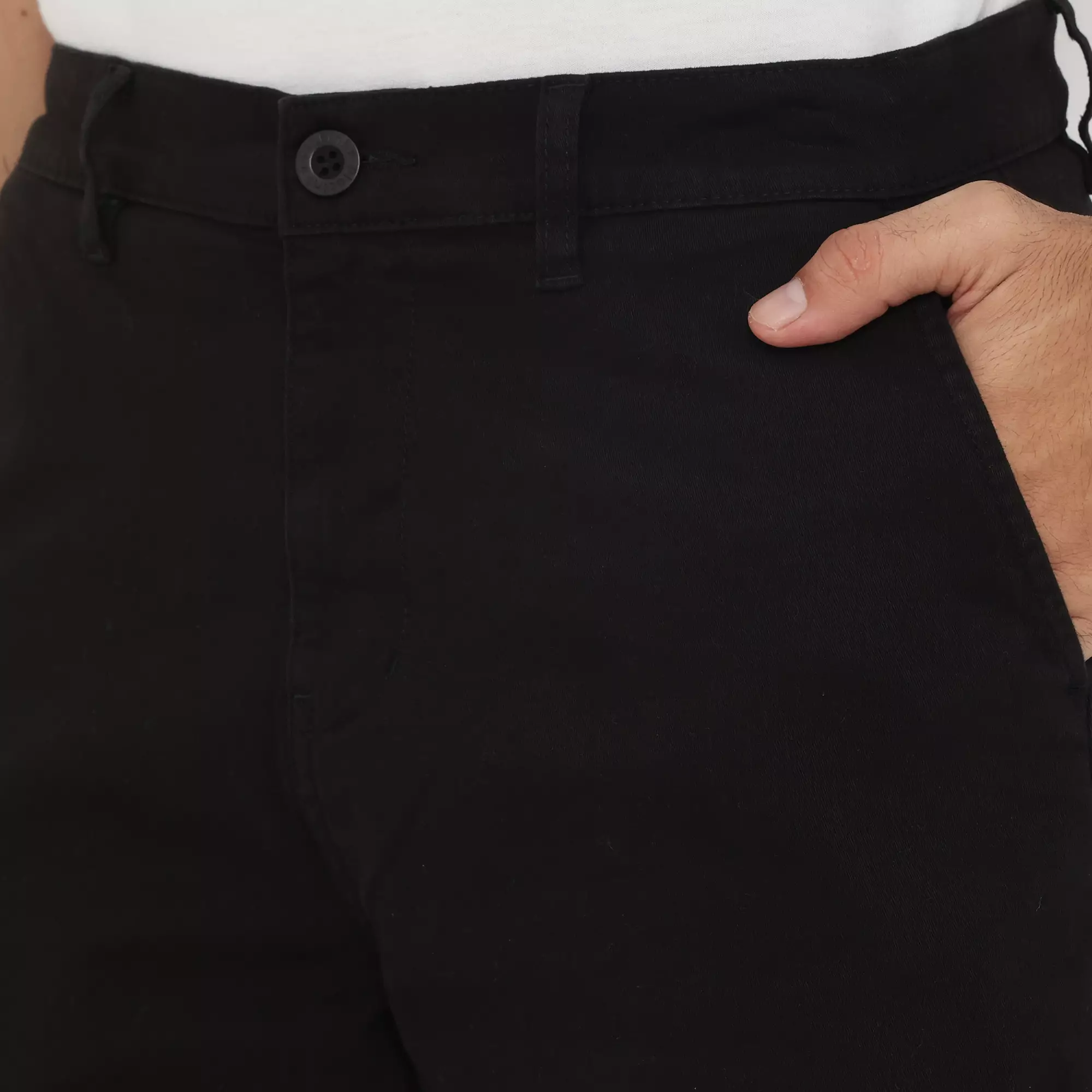 Platini Celana Pendek Chino Hitam Katun 5361