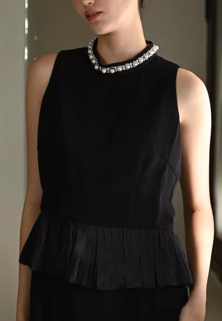 高领珍珠设计套装