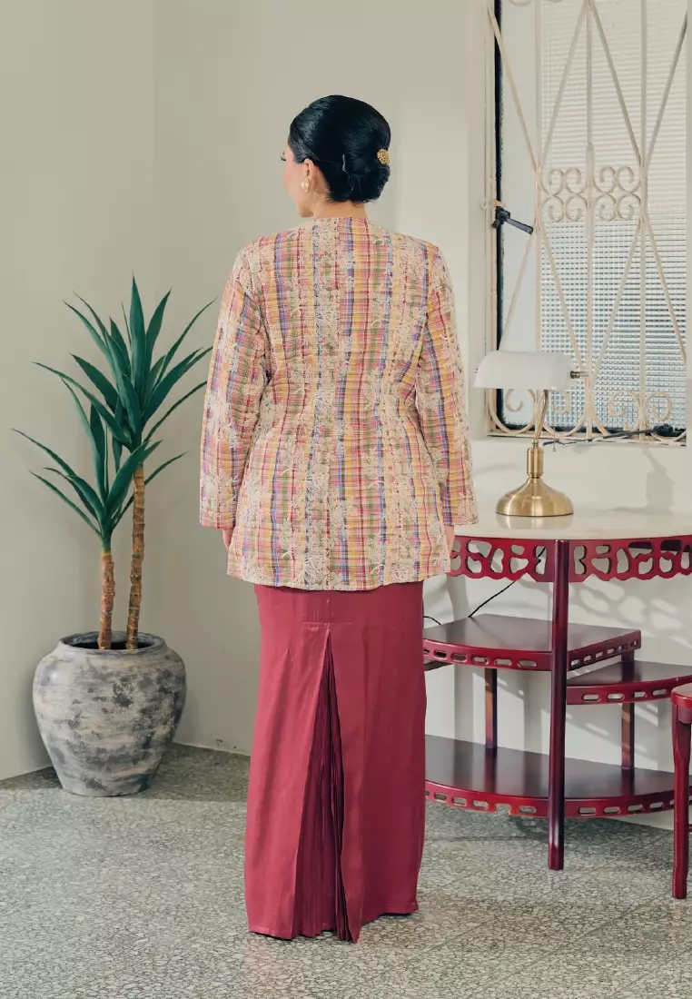 KURUNG NONA SET in Anggerek Red