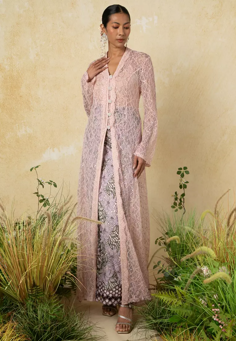 SURYA KEBAYA LABUH TOP