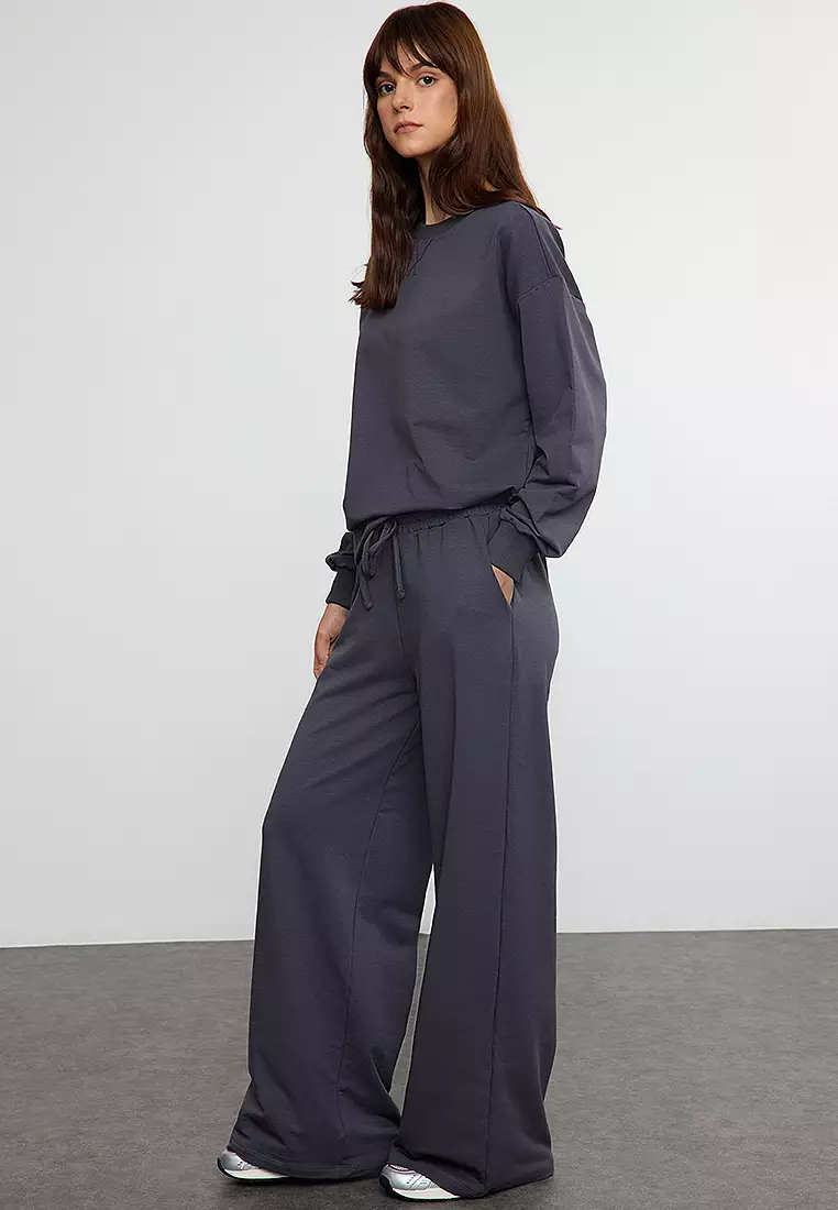 Crew Neck Sweatshirt & Wide Leg Pants Set