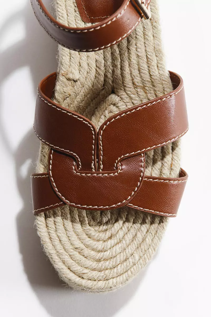 Wedge-heeled espadrilles