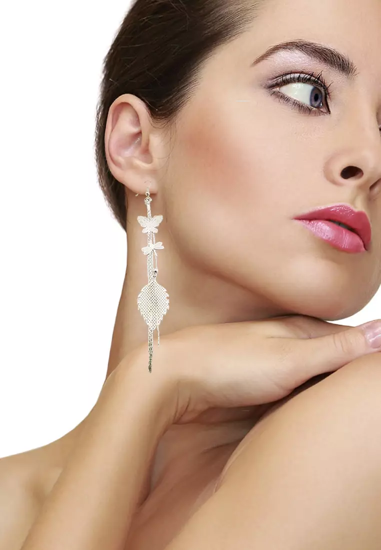 Moth Charming Earring Silver