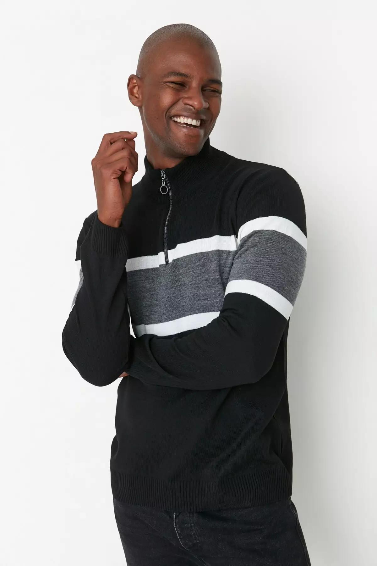 Buy Trendyol Black Men s Slim Fit Halter Turtleneck Zipper Sweater