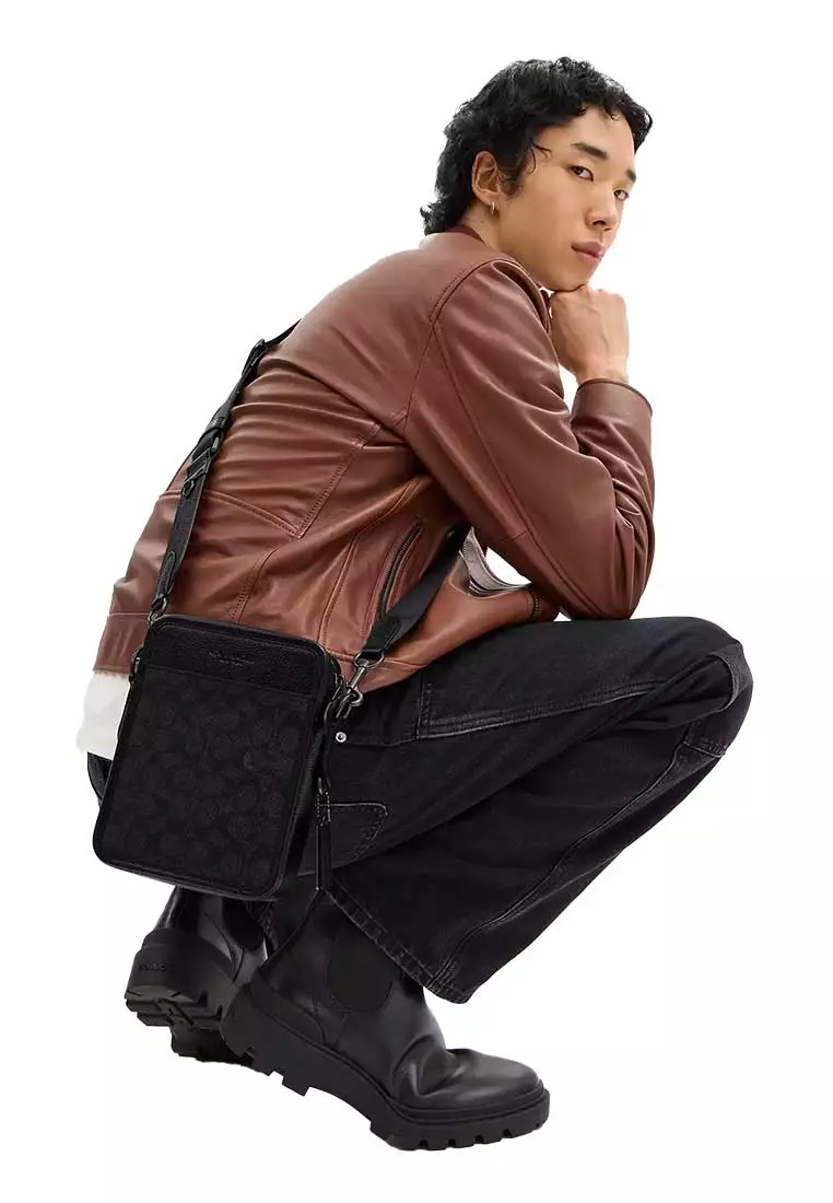 Sullivan Crossbody In Signature Canvas Charcoal/Black CW388