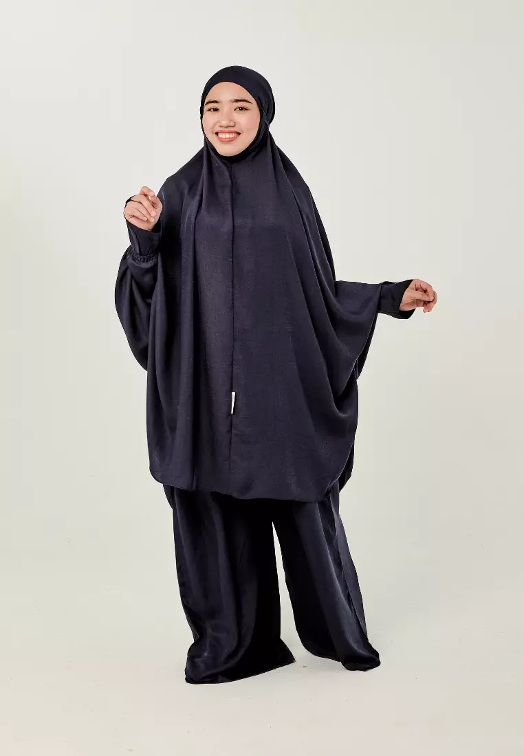 Buy ZAAHARA Nayla Jilbab Set in Navy Blue Pants Umrah Set Online